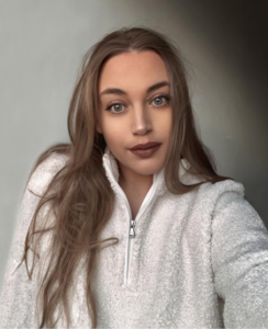 Portrait of Estelle Hocking, Star Student at Accountancy Learning, recognised for her progress in AAT accountancy training and studies